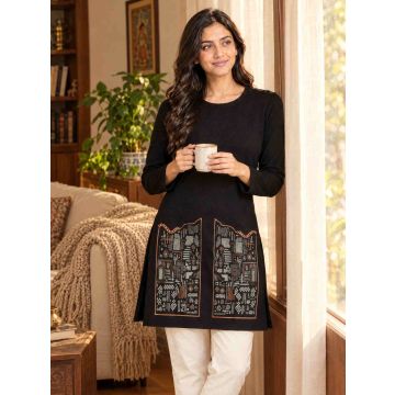 Women’s Cotton Artisan Panel Full-Sleeve Long Top – Black – lifestyle view